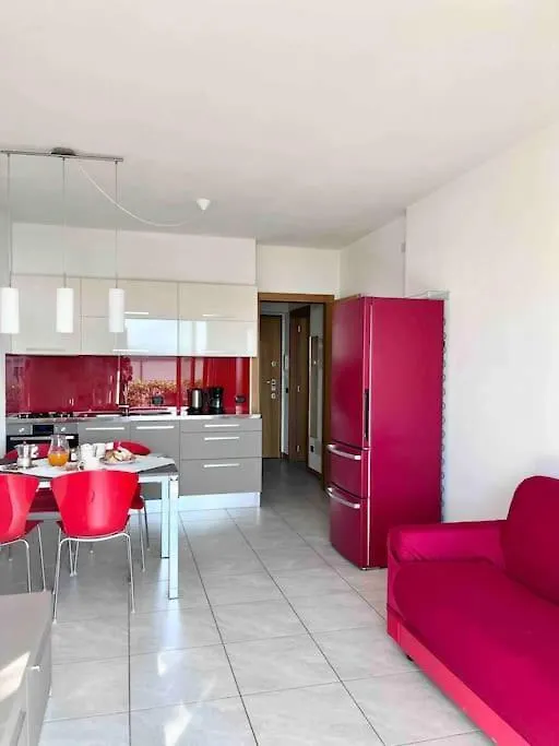 Casa Sonia - Modern Apartment With Pool On Lake Como Gera Lario