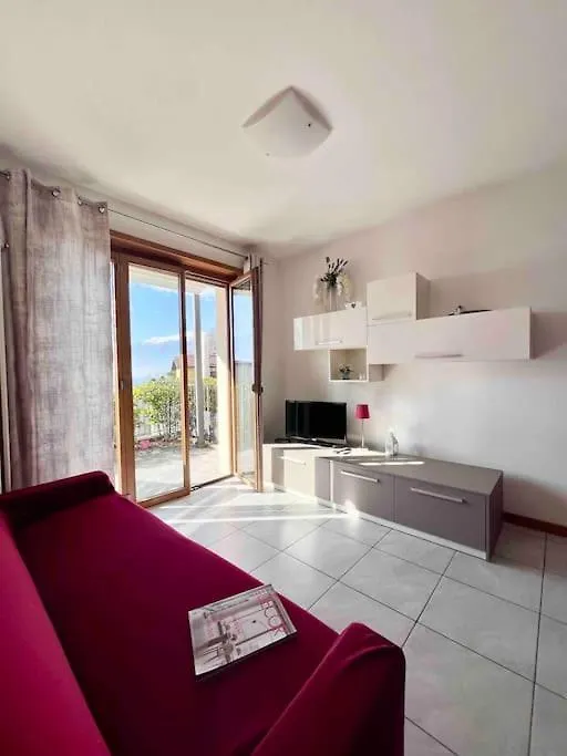 Casa Sonia - Modern Apartment With Pool On Lake Como Gera Lario