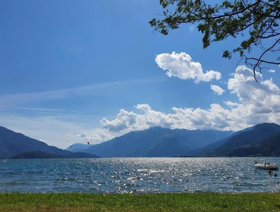 Casa Sonia - Modern Apartment With Pool On Lake Como Gera Lario Włochy